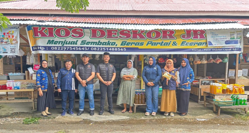 Disdagrin Banggai Laksanakan Pengecekan Takaran MINYAKITA Di Pasaran